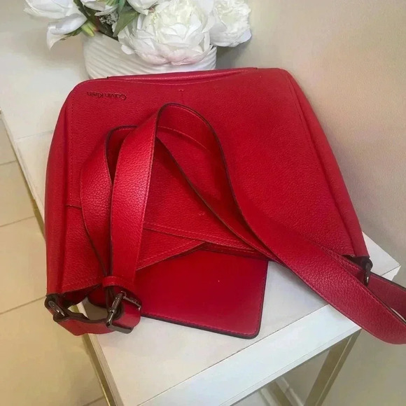 Calvin Klein beautiful red color, two-piece, Crossbody bag, in new condition - Picture 14 of 16